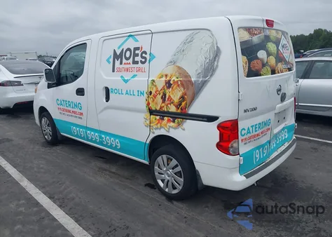 2019 Nissan Nv200 2.5S/2.5Sv z USA, uszkodzony, nr VIN 3N6CM0KN1KK703383